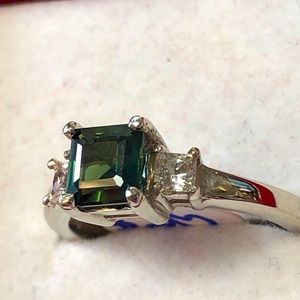 14 kt white gold , white sapphires & “Montana “rng
